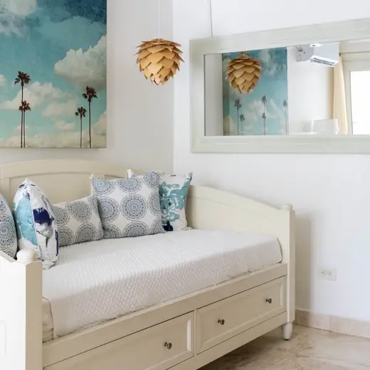 Promotional image published by Malecon House