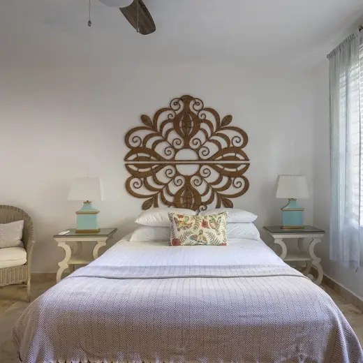 Promotional image published by Malecon House